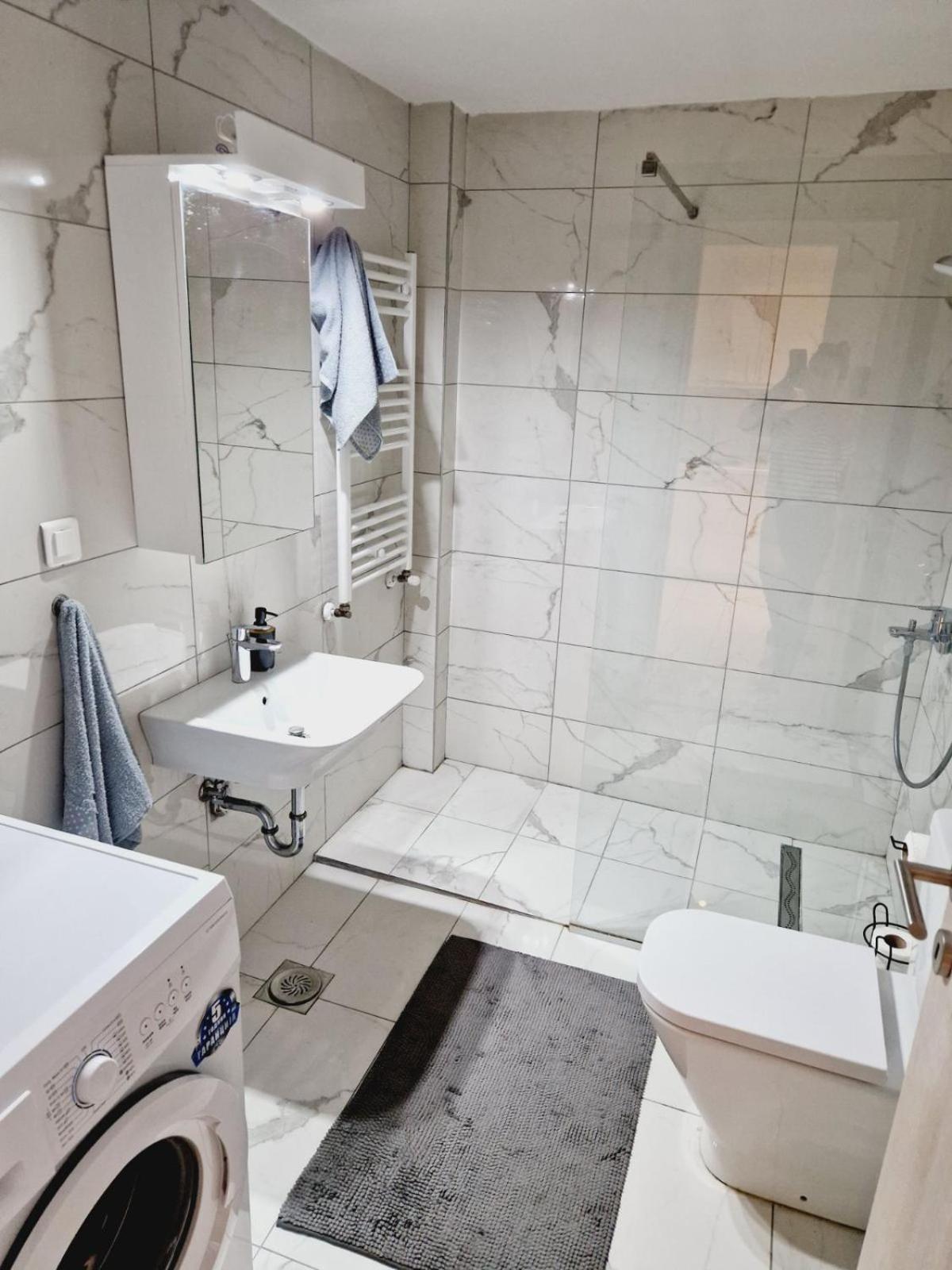 Kamche Lux Apartment Skopje Eksteriør billede